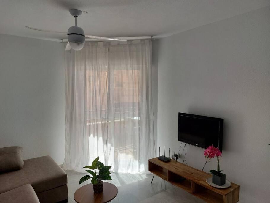 Apartamento Con Vistas Al Mar. Salobrena Bagian luar foto